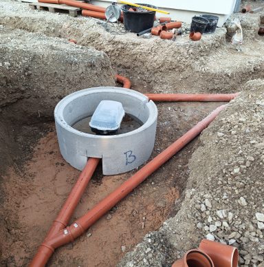Zisterne mit Kanalanschluss
